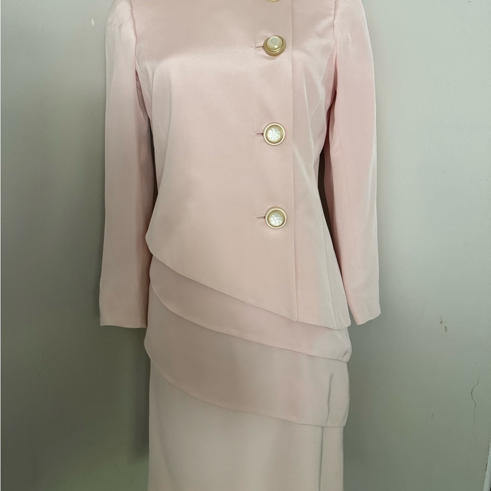 Vintage blazer and dress Luxurious 100%  Silk Fabric in Soft Pink